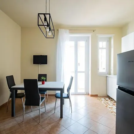 Casa Bliss-parcheggio Gratuito-4 Persone+wifi * Turín